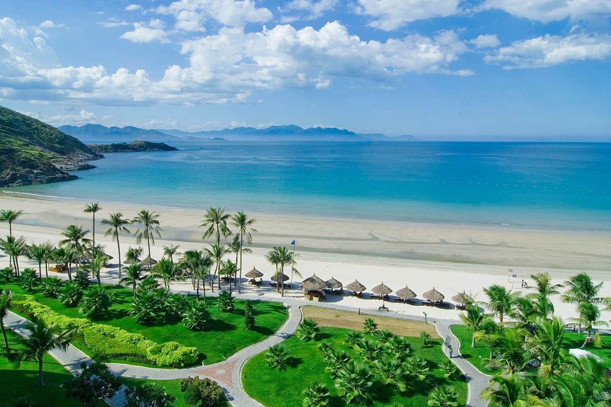 Khung cảnh du lịch miền Trung